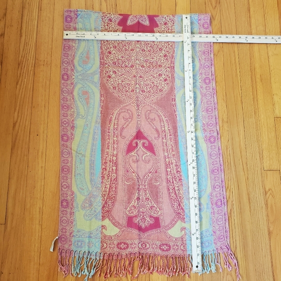 Collection Eighteen Pastel Reversible Large Scarf Wrap - Picture 9 of 13